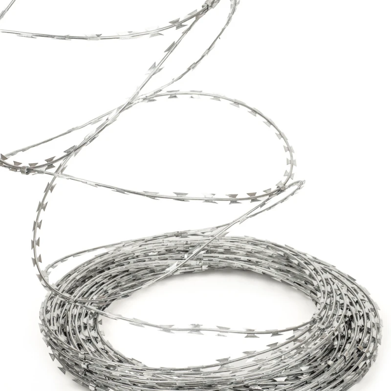 Barbed razor wire pack diameter 450 mm / 8 m