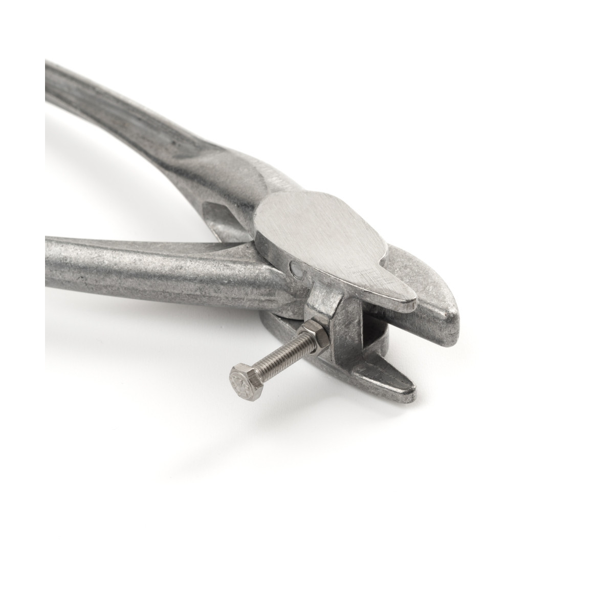 Tension pliers for welded fences