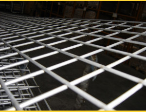 Welded mat / Wire diameter: 4x4 / Mesh size: 50x50 / Mat size: 1500x2000 / FE